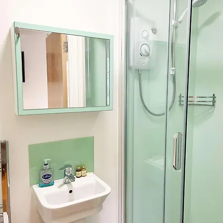 Harford House 9 - Hopewell Apartment Bristol