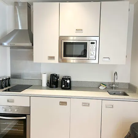 Harford House 9 - Hopewell Бристоль